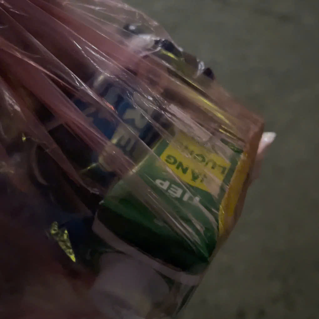 Món quà động viên đầu tiên